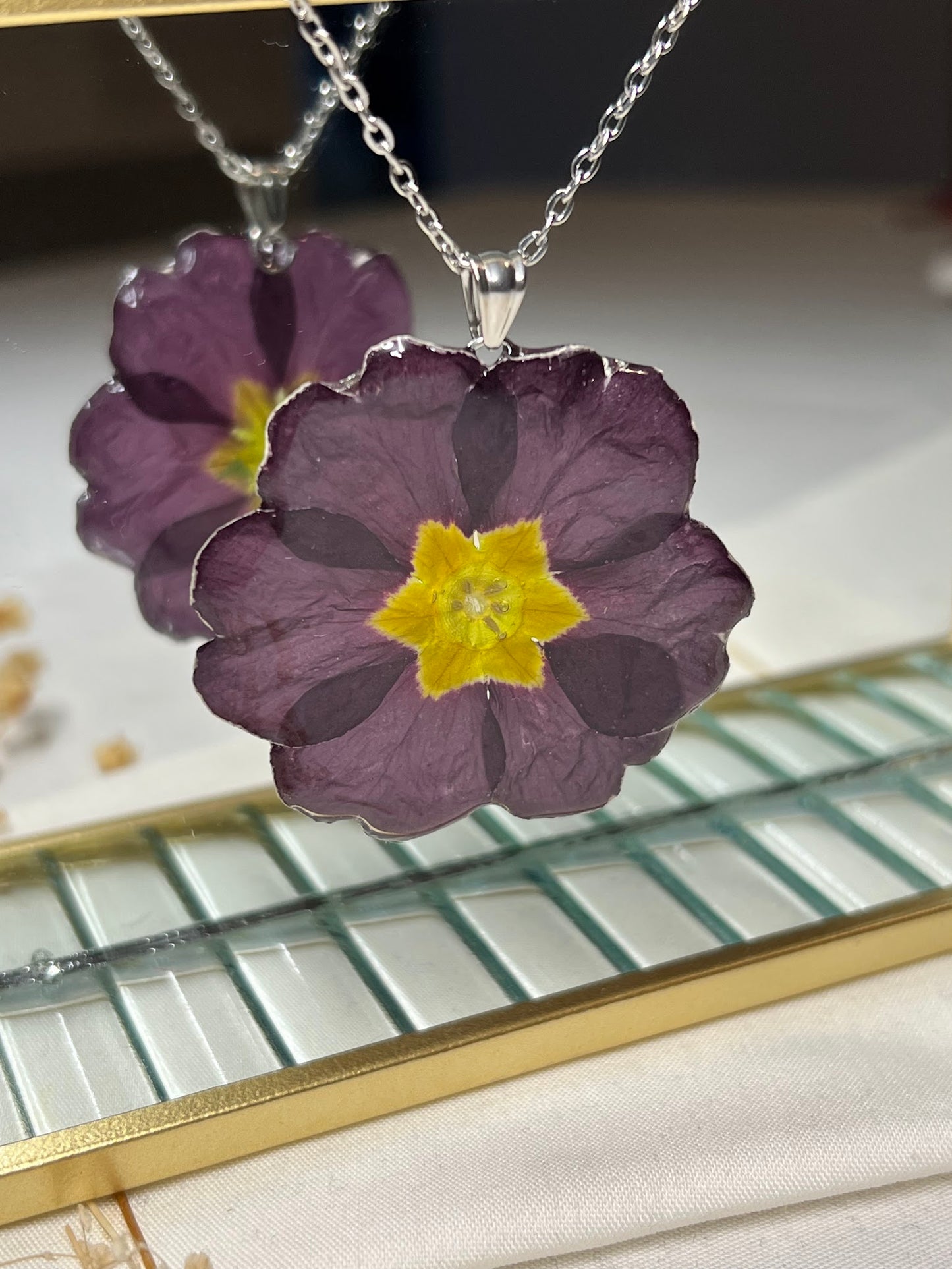 Collar de Prímula Roja