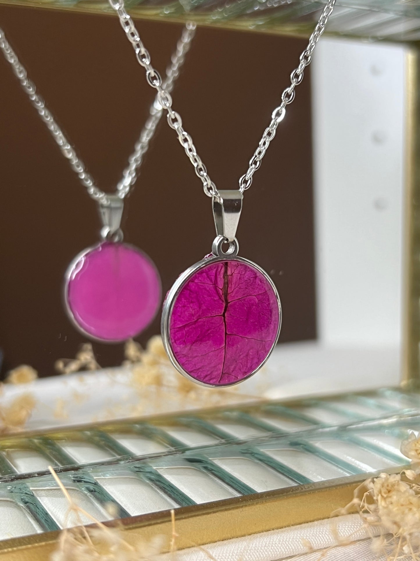 Collar de Flor de Buganvilla