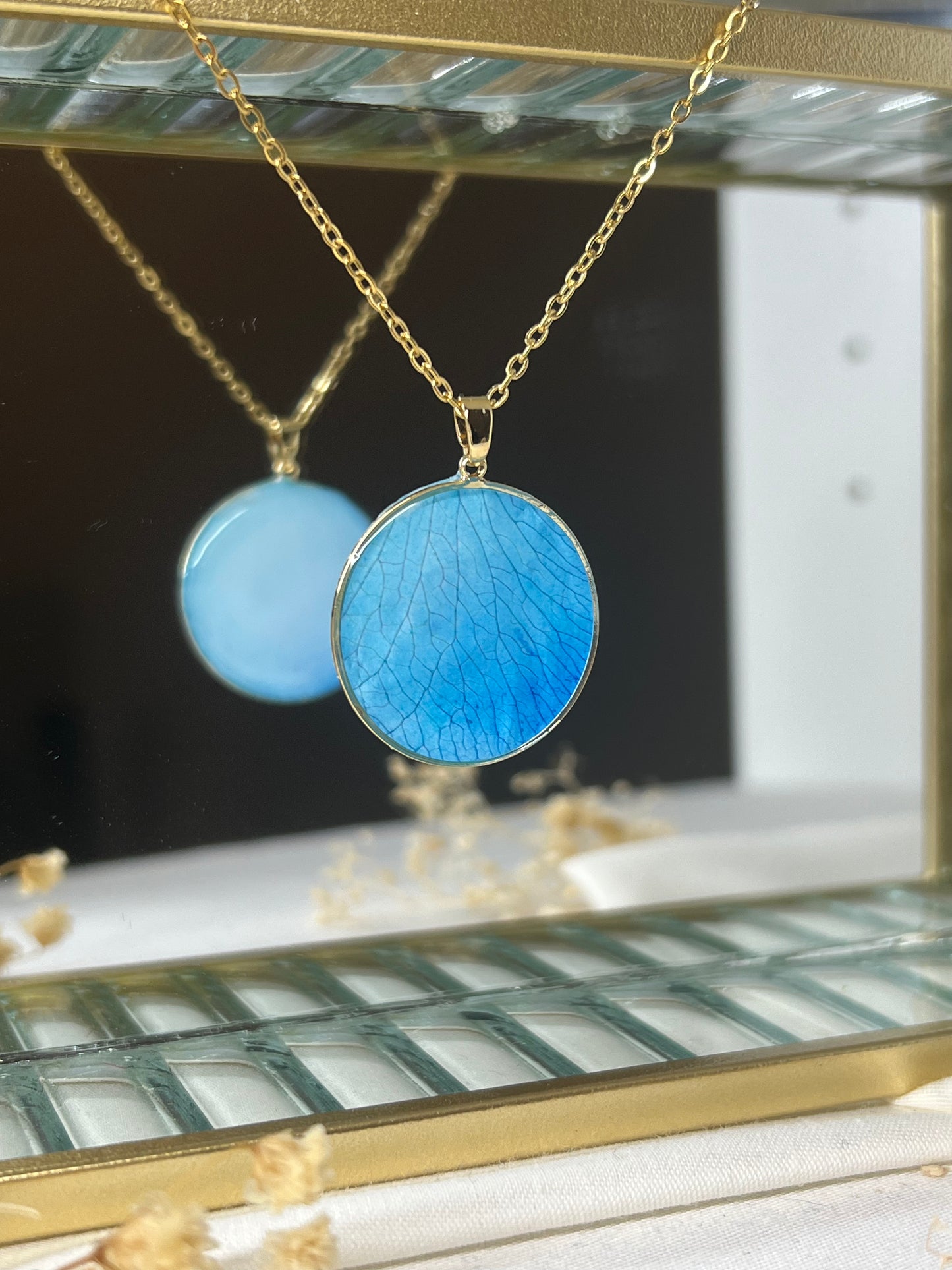 Collar de Orquídea Azul