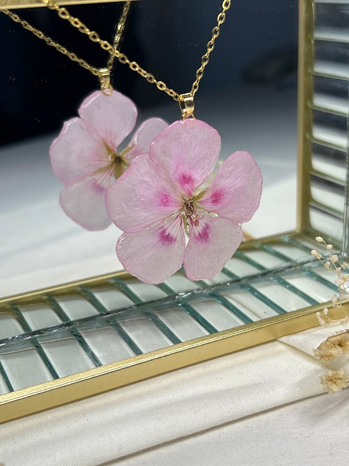 Collar de Geranio Rosa