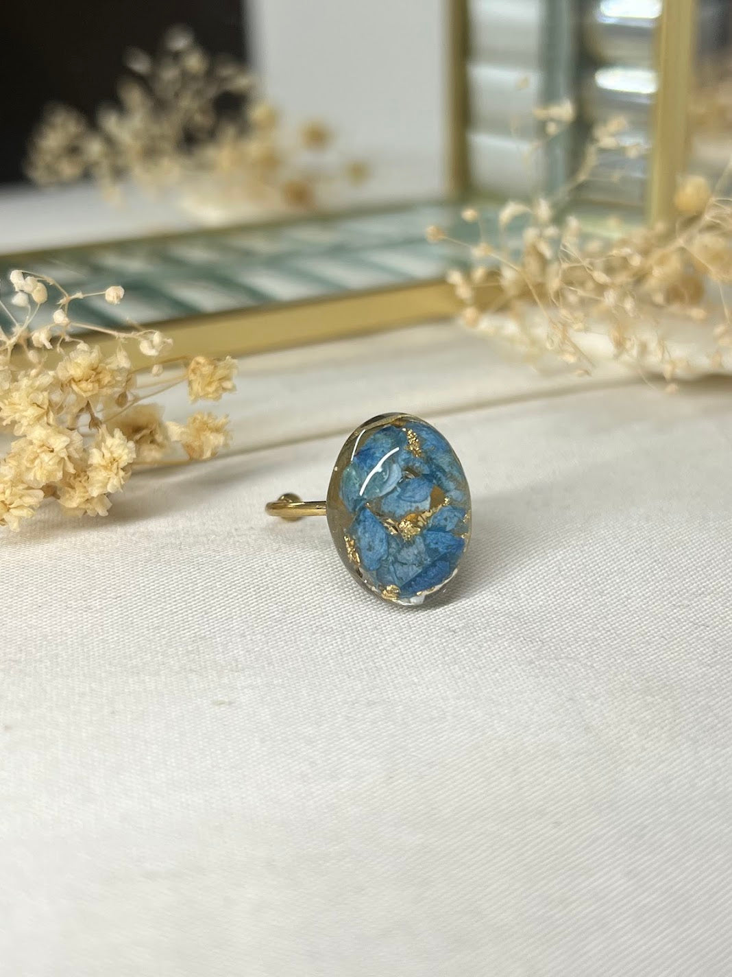 Anillo de Pétalos de Hortensia Azul