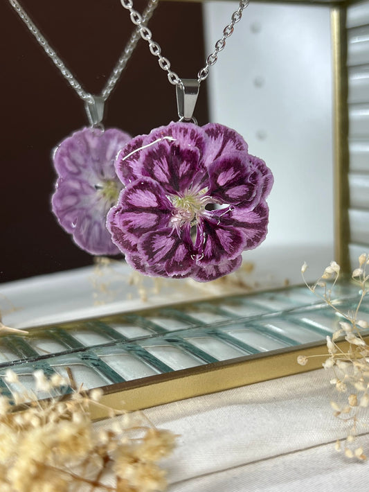 Collar de Clavelina Oriental