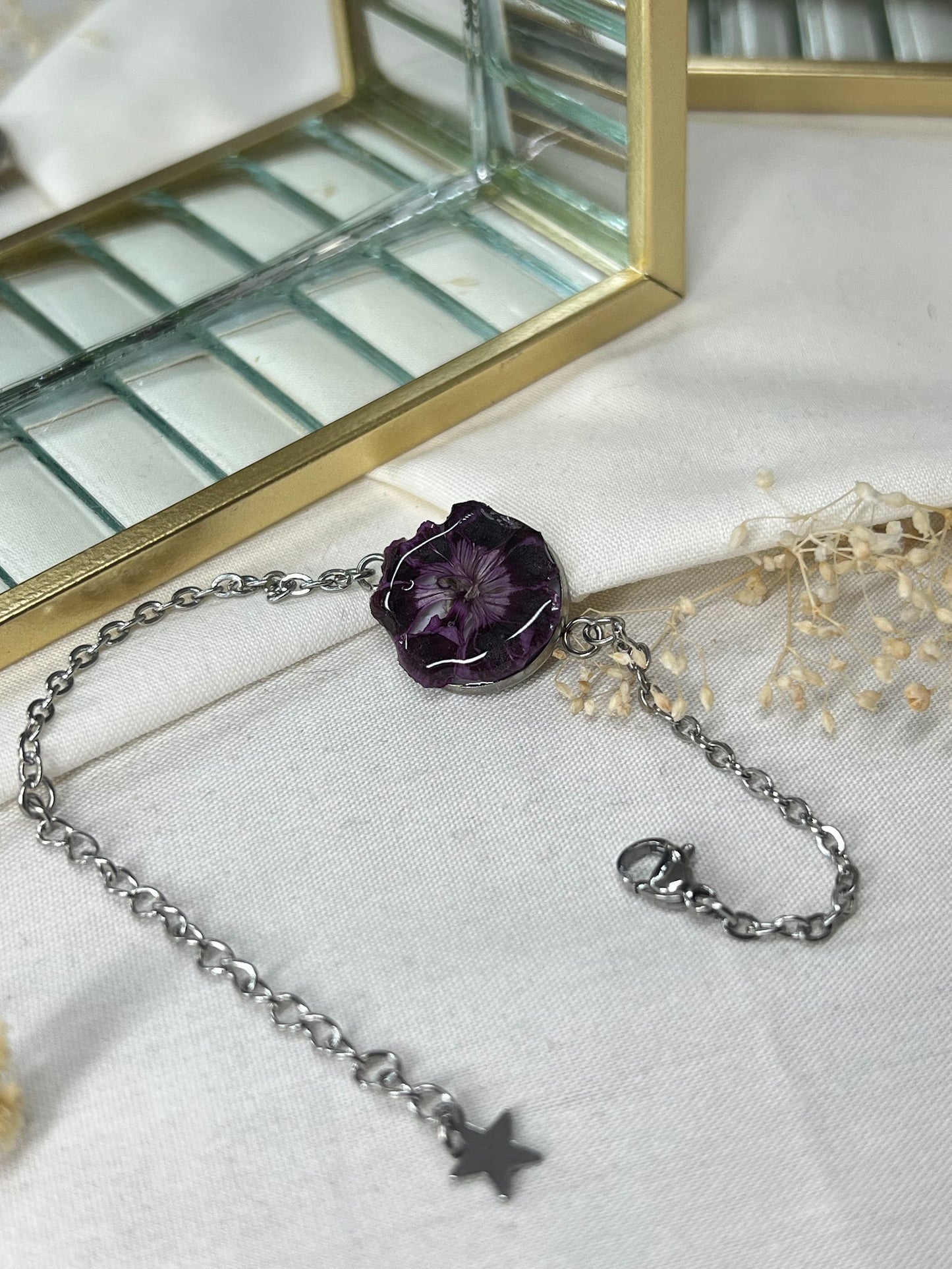 Pulsera de Clavelina